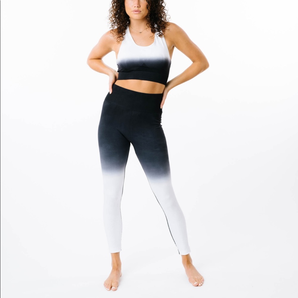🖤ZYIA Ombré High Rise Leggings🖤